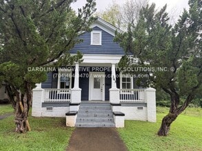 Building Photo - 363 Ebenezer Ave