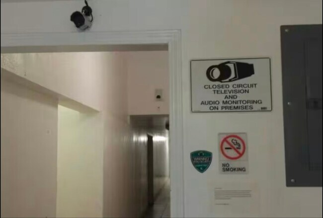 Foto del edificio - 688 Nebraska St