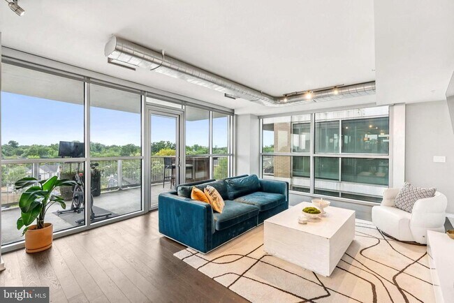 Foto del edificio - 3409 Wilson Blvd