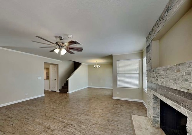 Building Photo - 1402 Pacific Terrace Dr