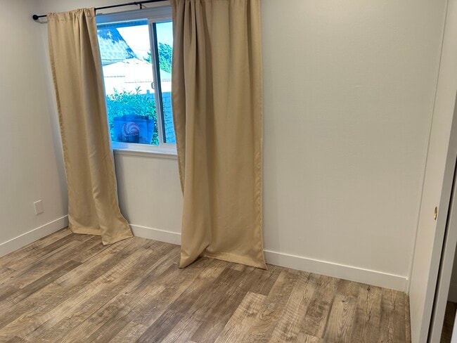 Building Photo - 413 Baja Ct