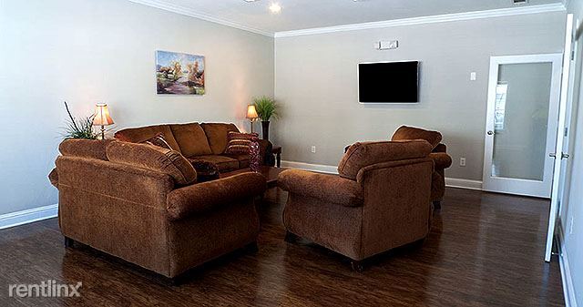 Building Photo - 3 br, 2 bath Condo - 721 Eastridge Dr Flat...