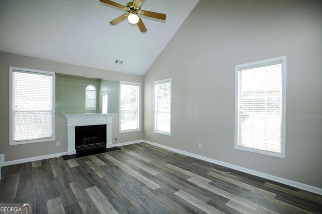Foto del edificio - 4130 Wildridge Dr