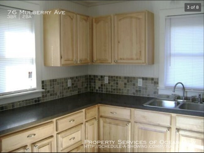 Building Photo - 76 Mulberry Ave