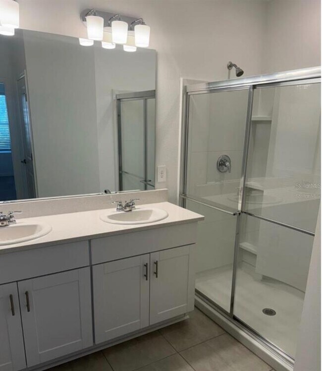 Foto del edificio - 208 Acorn Rd