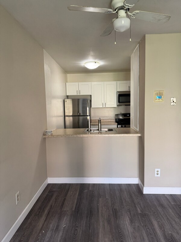 Foto del edificio - 3438 N Oakland Ave