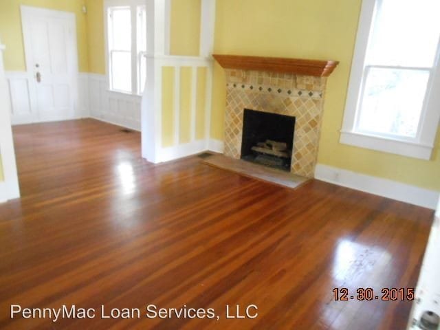 Building Photo - 3 br, 2 bath House - 1038 E 5th Ave