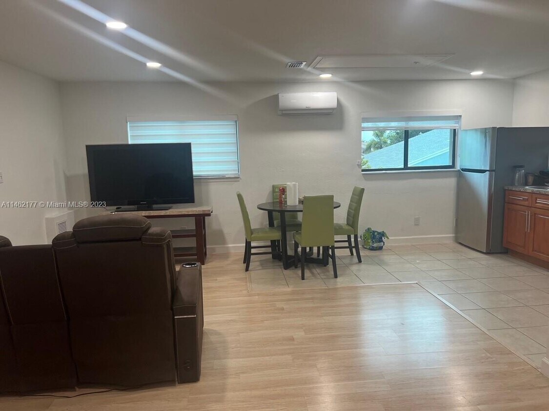 9970 SW 218th Terrace, Cutler Bay, FL 33190 House Rental in Cutler