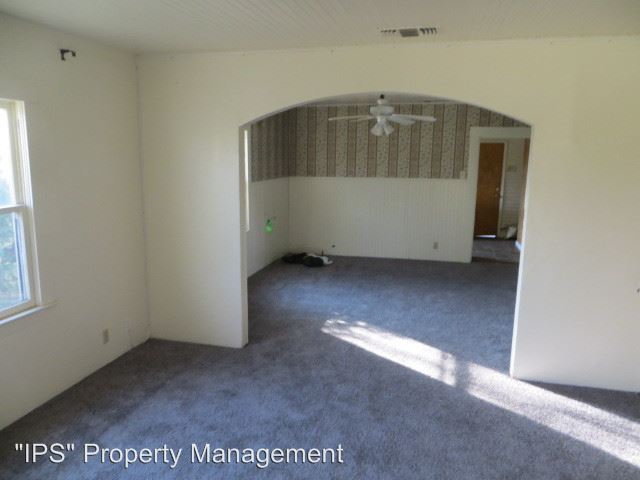 Foto del edificio - 1167 N Trinity Ave