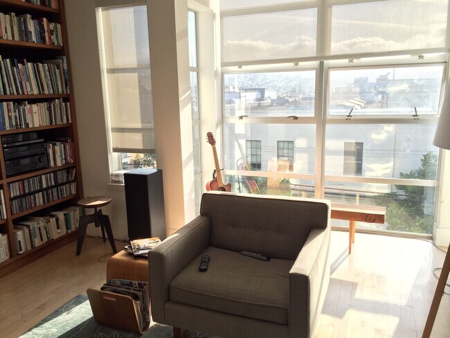 Foto del edificio - 475 Hampshire St
