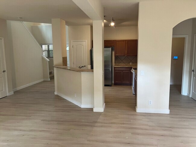 Photo - 6031 Pecan Tree House