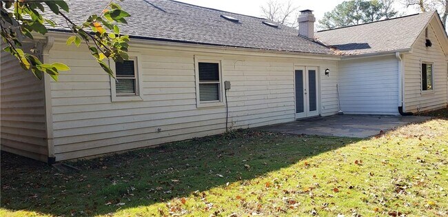 Foto del edificio - 4083 Deerbrook Way SW