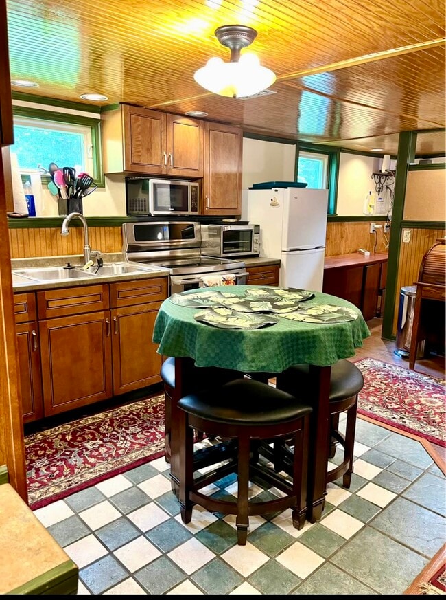 Foto del edificio - 739 S Alexander Ave