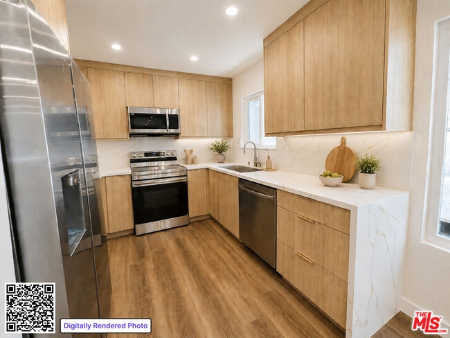 Building Photo - 2449 Beachwood Dr