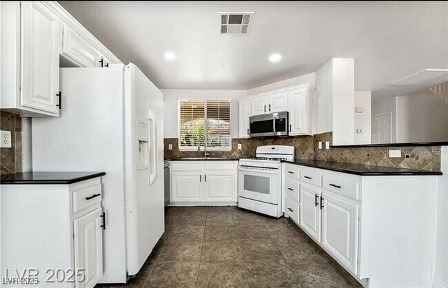 Foto del edificio - 4650 Chino Peak Ct
