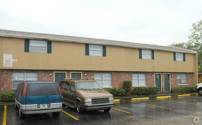 Foto del edificio - 15530 N Nebraska Ave