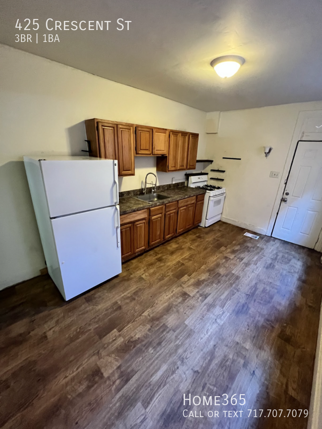 Building Photo - 3 Bedroom, 1 Bathroom in The Allison Hill ...