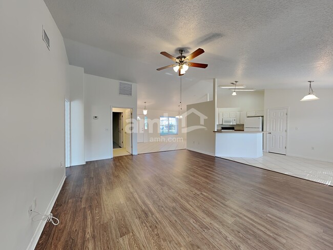 Building Photo - 33751 Silver Pine Drive
