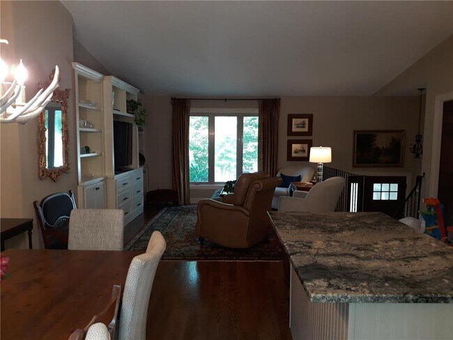 Foto del edificio - 3939 Cottage Ln