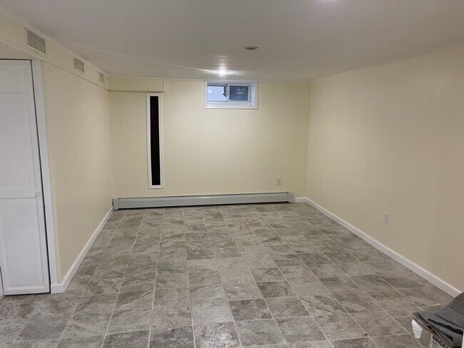 Foto del edificio - 1497 Lydia Ave