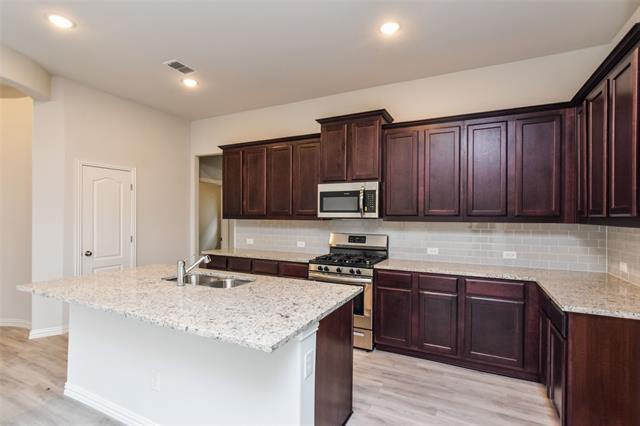 Building Photo - 16600 Hidden Cove Dr