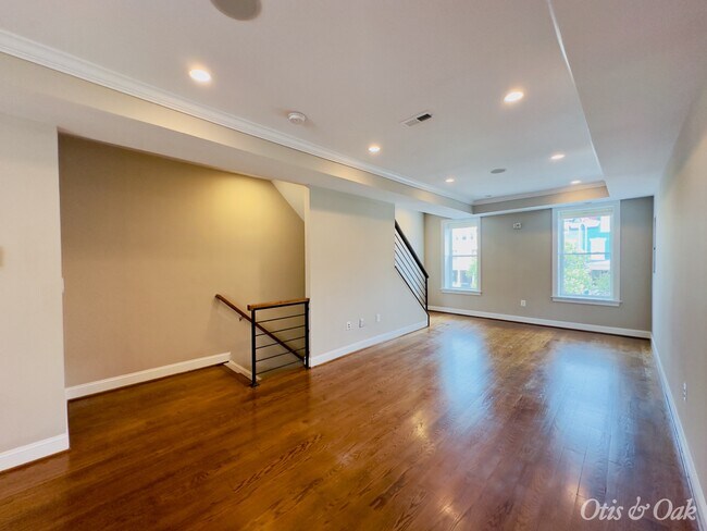 Foto del edificio - 3542-3513 13th St NW