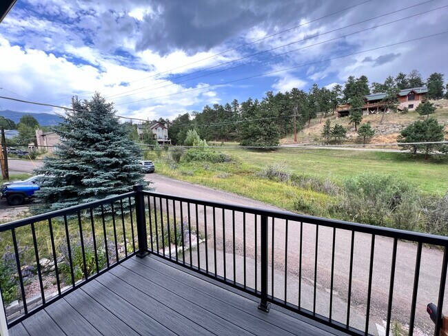 Building Photo - 29888 Aspen Ln
