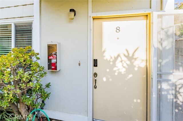 Foto del edificio - 1434 Highland Ave