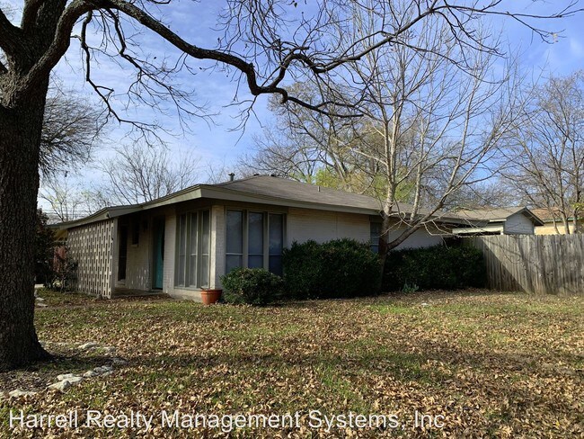 Foto del edificio - 2 br, 1.5 bath House - 6601 Berry Drive