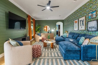 Building Photo - 13420 Trail Driver St