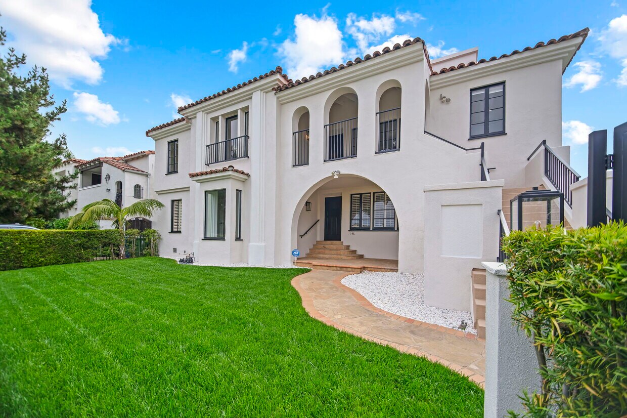 Foto principal - 1148 S Stanley Ave