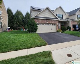 Building Photo - 1075 Swallow Tail Ln