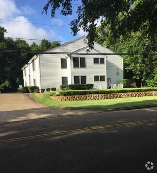 Building Photo - 336-350 Eden Dr