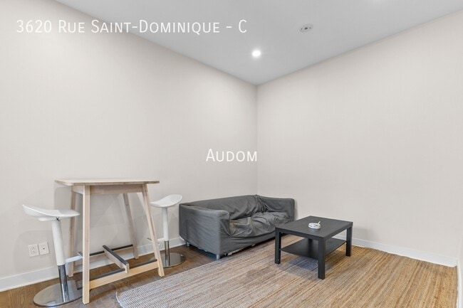 Photo du bâtiment - 3620 Rue Saint-Dominique