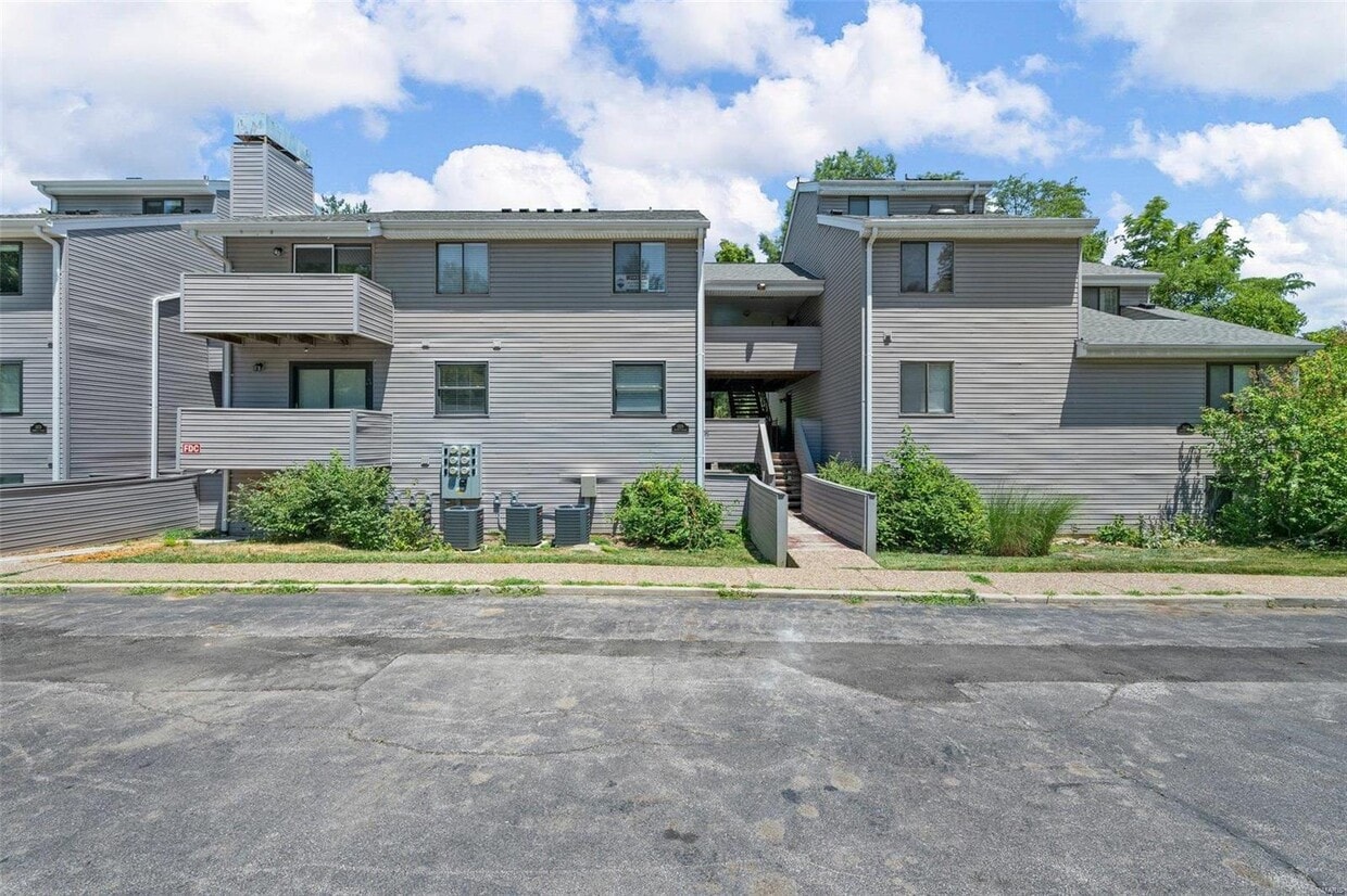 1329 Prospect Village Ln Unit C, Ballwin, MO 63021 Condo for Rent in