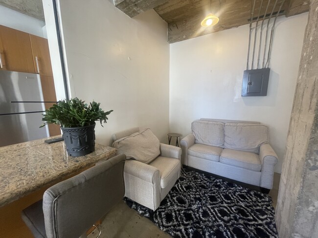Building Photo - 455 E Ocean Blvd