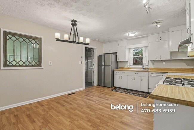 Building Photo - 1277 Dunwoody Ln NE