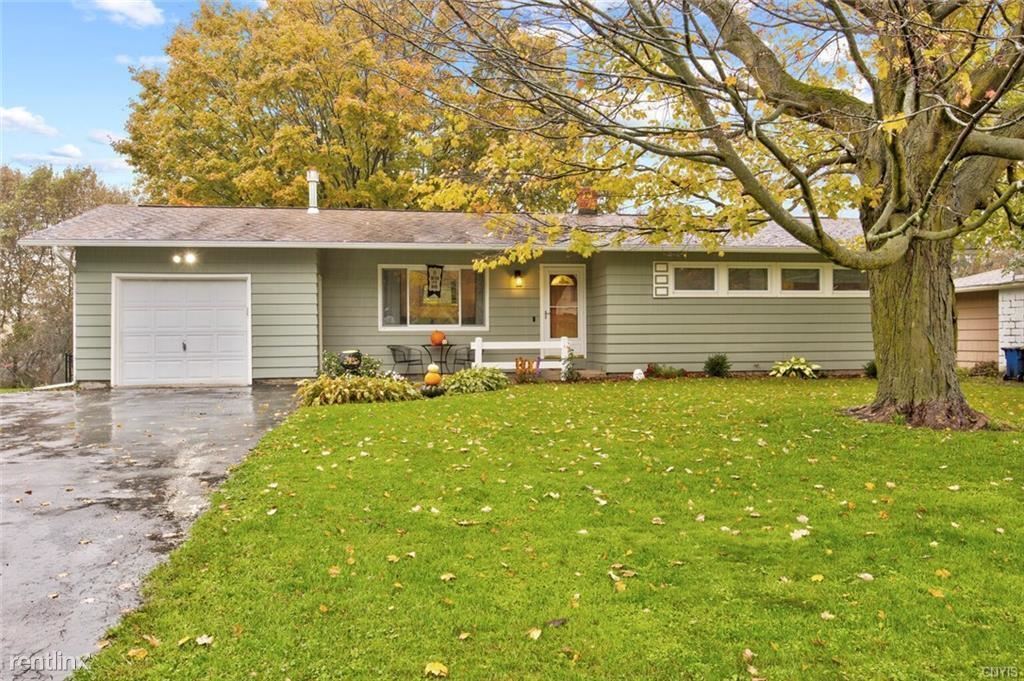 Foto principal - 3 br, 1 bath House - 383 Northfield Way
