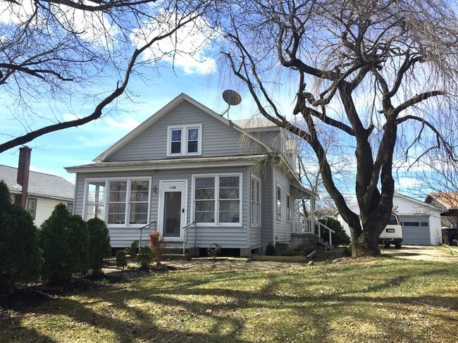 Building Photo - 1188 Railroad Rd