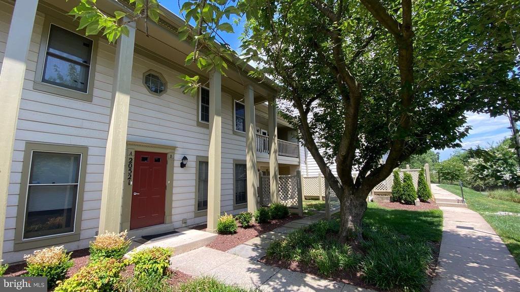 Foto principal - 20521 Shadyside Way