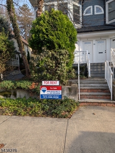 Building Photo - 36 Phoenix Ave