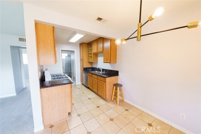 Foto del edificio - 1430 W Lambert Rd