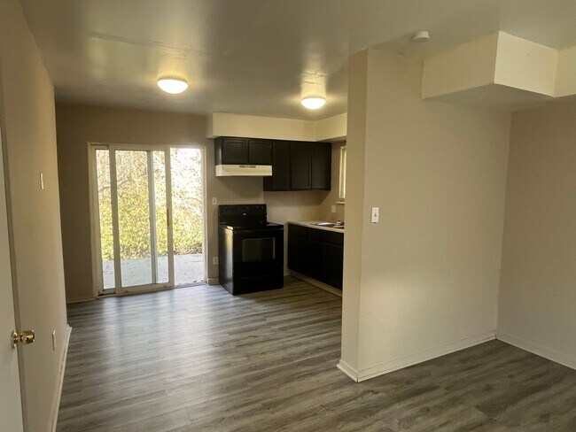 Foto del edificio - Updated 2 Bedroom Townhouse in Mexico