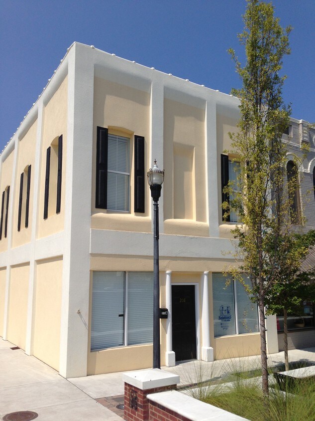 208 S Main St, Cedartown, GA 30125 Rentals in Cedartown at 208 S Main