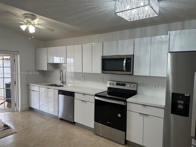 Foto del edificio - 6500 W 25th Ln