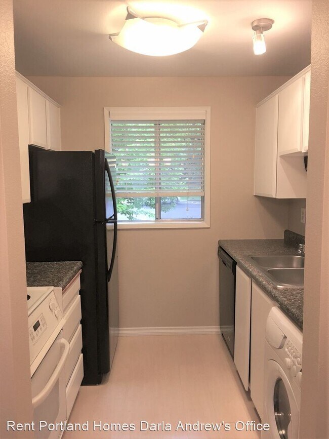 Building Photo - 2 br, 1 bath House - 12614 NW Barnes Road #1