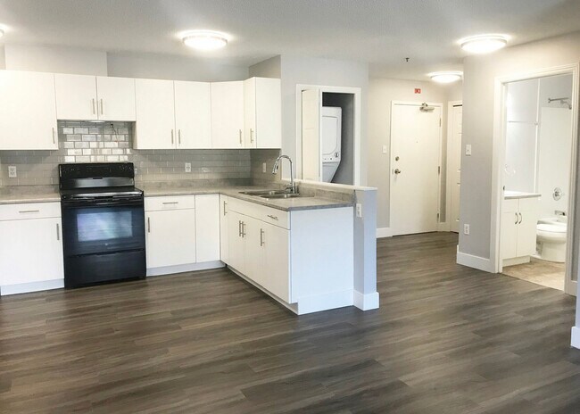 Building Photo - Hillview Estates