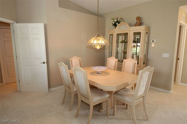 Foto del edificio - 14820 Crystal Cove Ct