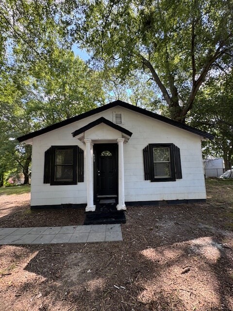 Foto principal - 605 S 12th St