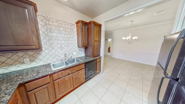 Foto del edificio - 159 Forest Dr